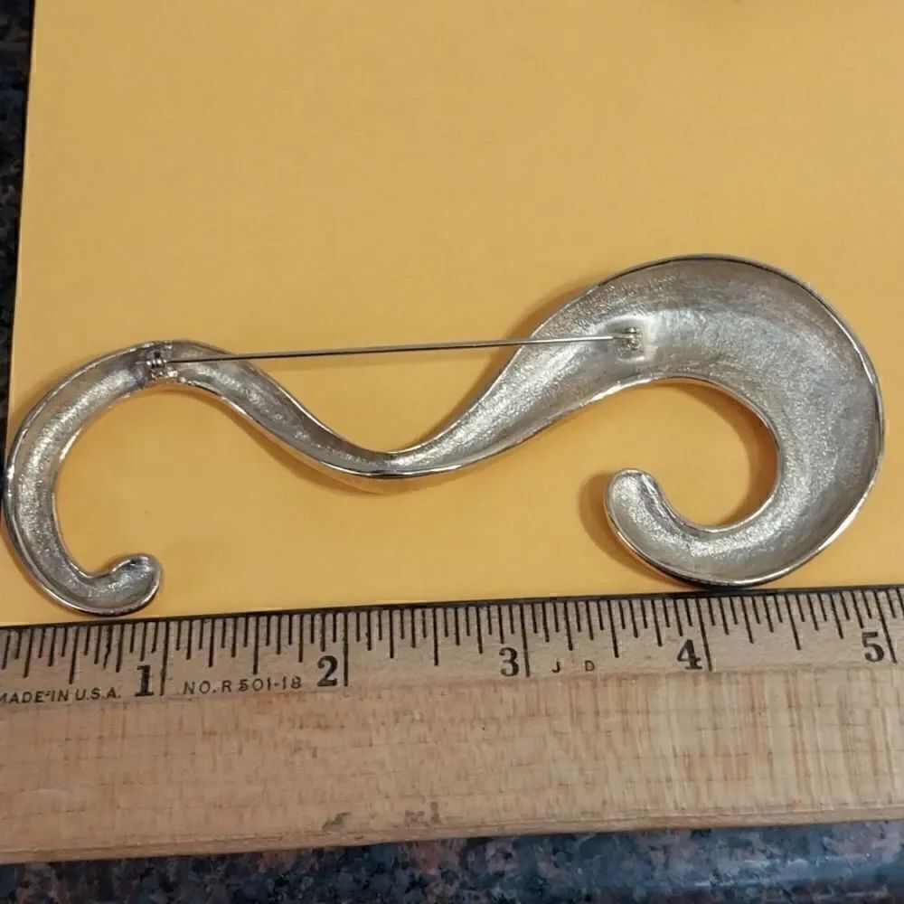 Two Extra Large Pins - Picture 2 of 8
